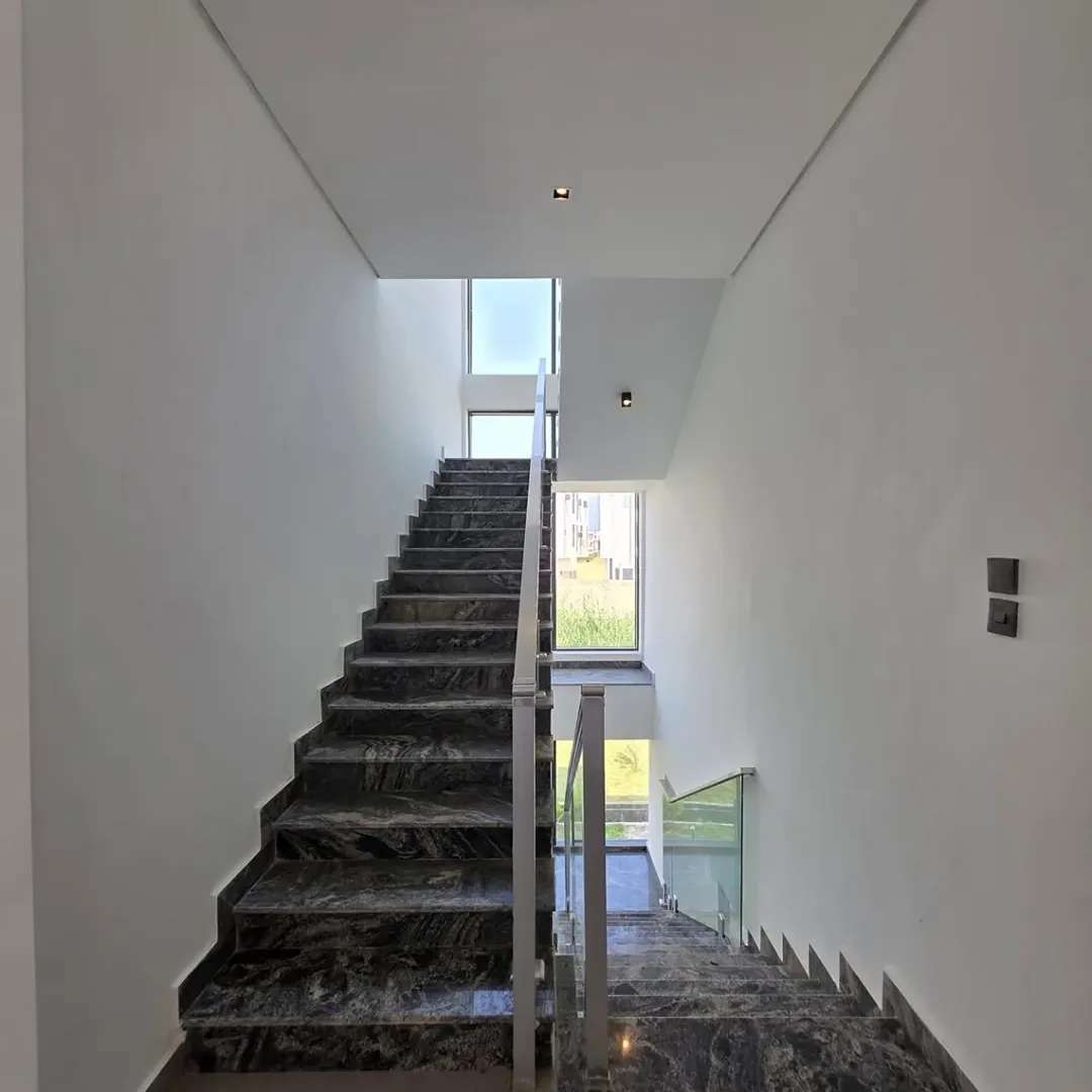 Exquisite 4-Bed Duplex with Cinema & Pool in Lekki