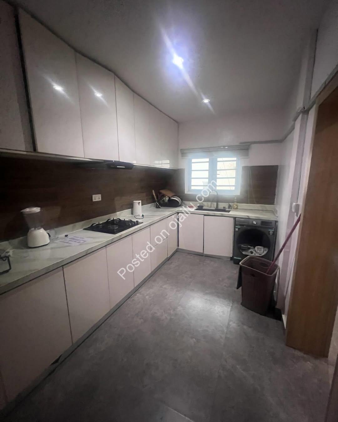 Lekki’s Finest: 2-Bed Ensuite Haven
