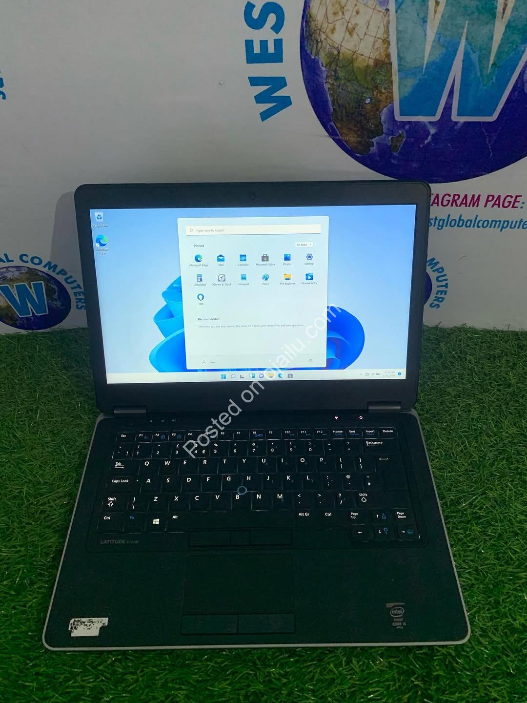 Unleash Power: Dell Latitude 7440 with i5 & Backlit Keyboard