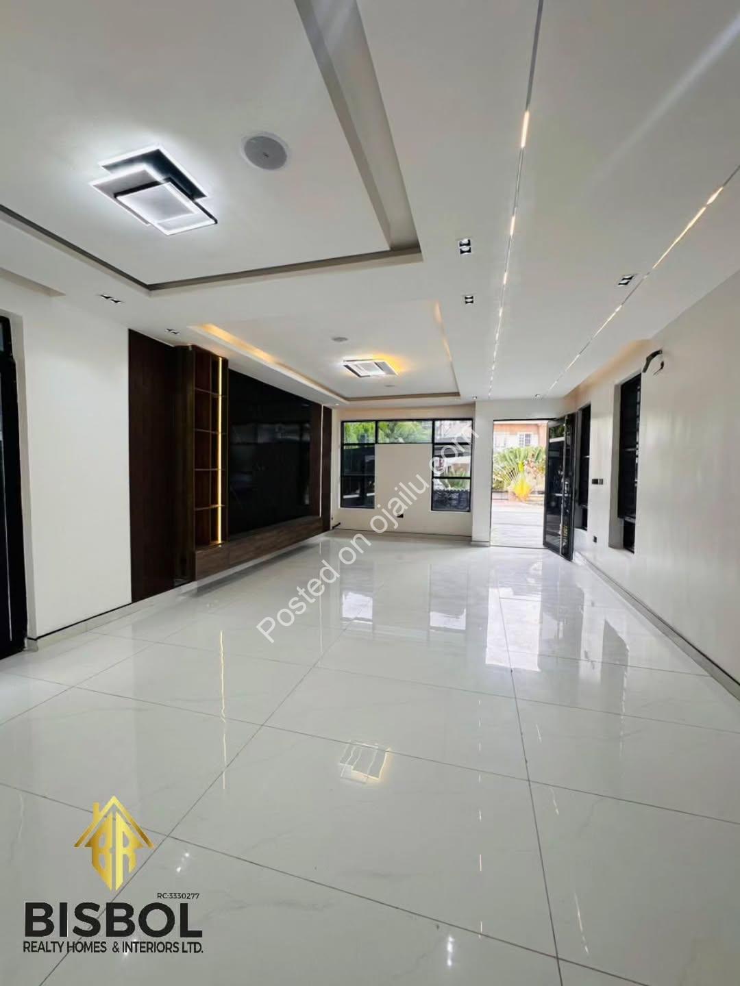 Lekki’s Ultimate 5-Bedroom Luxury Estate Home