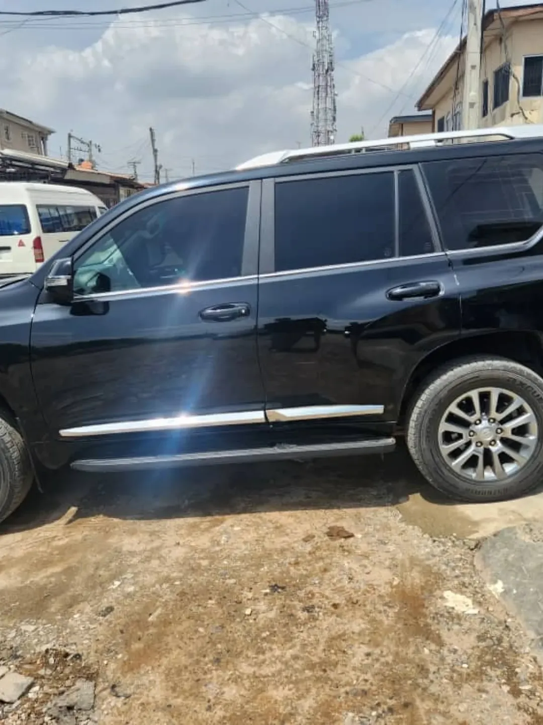 PRADO V6: 2020 – Like New, 75M Only!!!