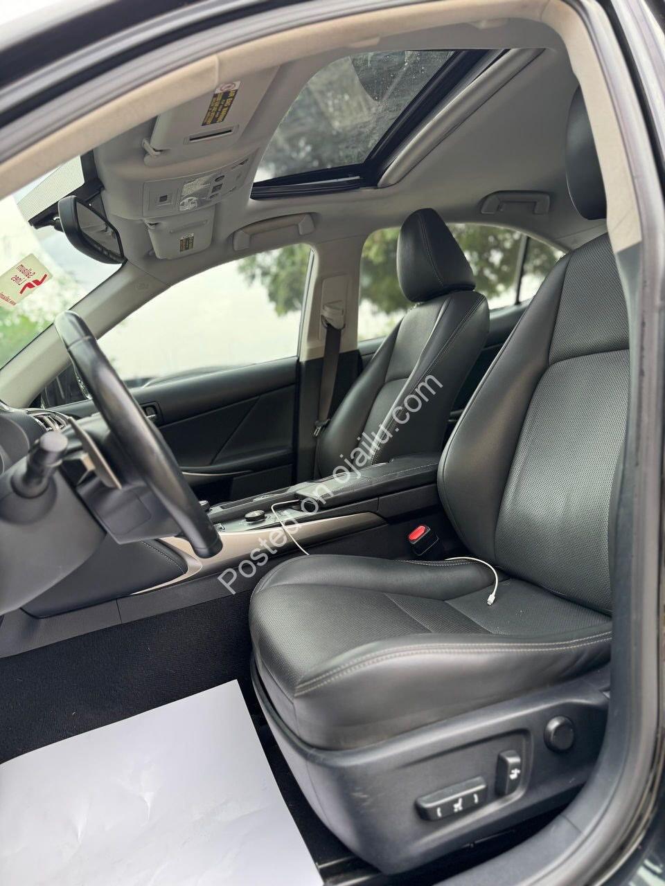 2015 Lexus IS250 AWD: Unmatched Luxury, 21M Naira