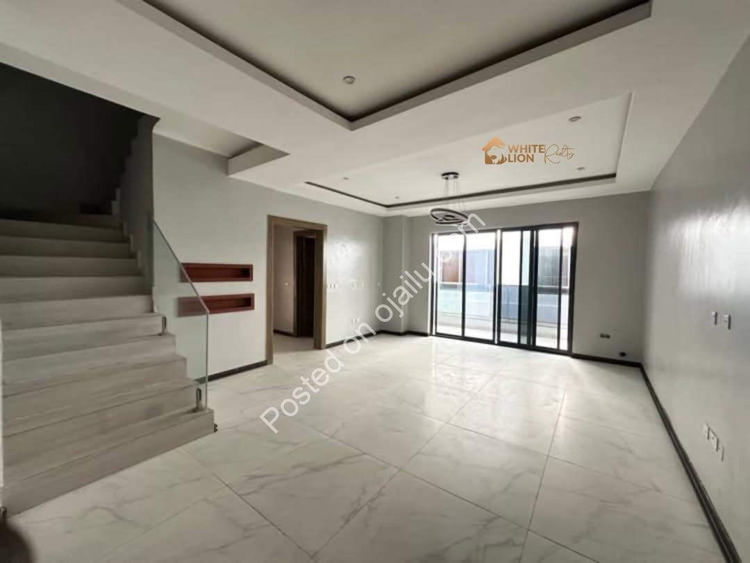 Lekki’s Finest 4-Bed Maisonette with Resort-Style Pool