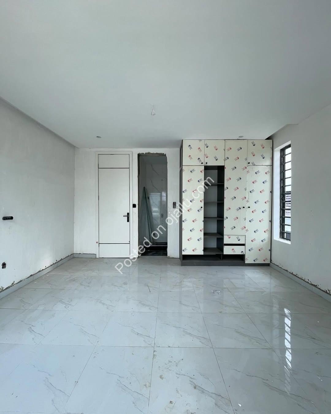 Lekki’s Finest: 2&3 Bed Ensuite Homes with Pool