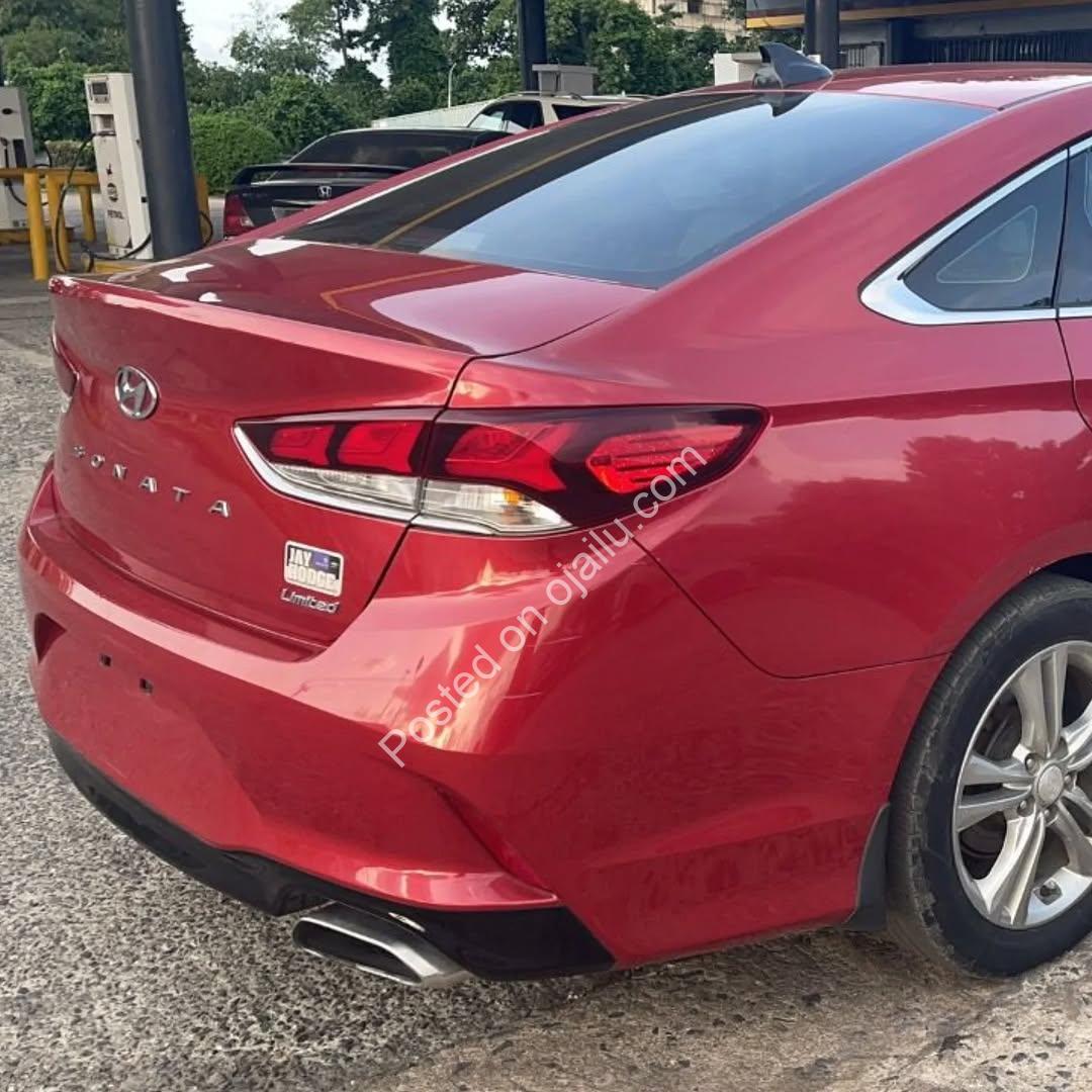 2018 Sonata Limited: Open Roof Luxury, Full Duty!
