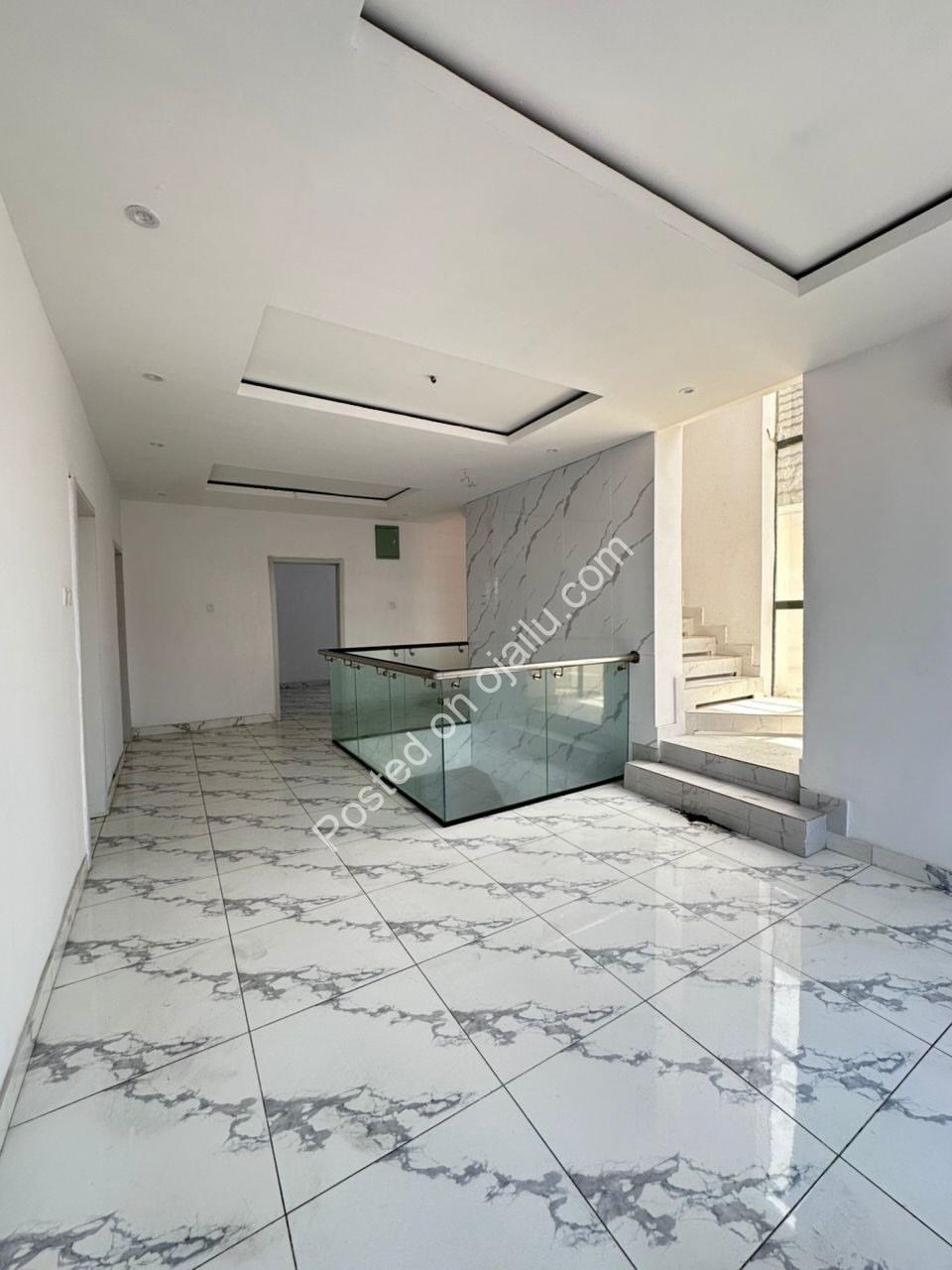 Coastal Road Gem: 3 Luxe 4-Bed Semis in Lekki