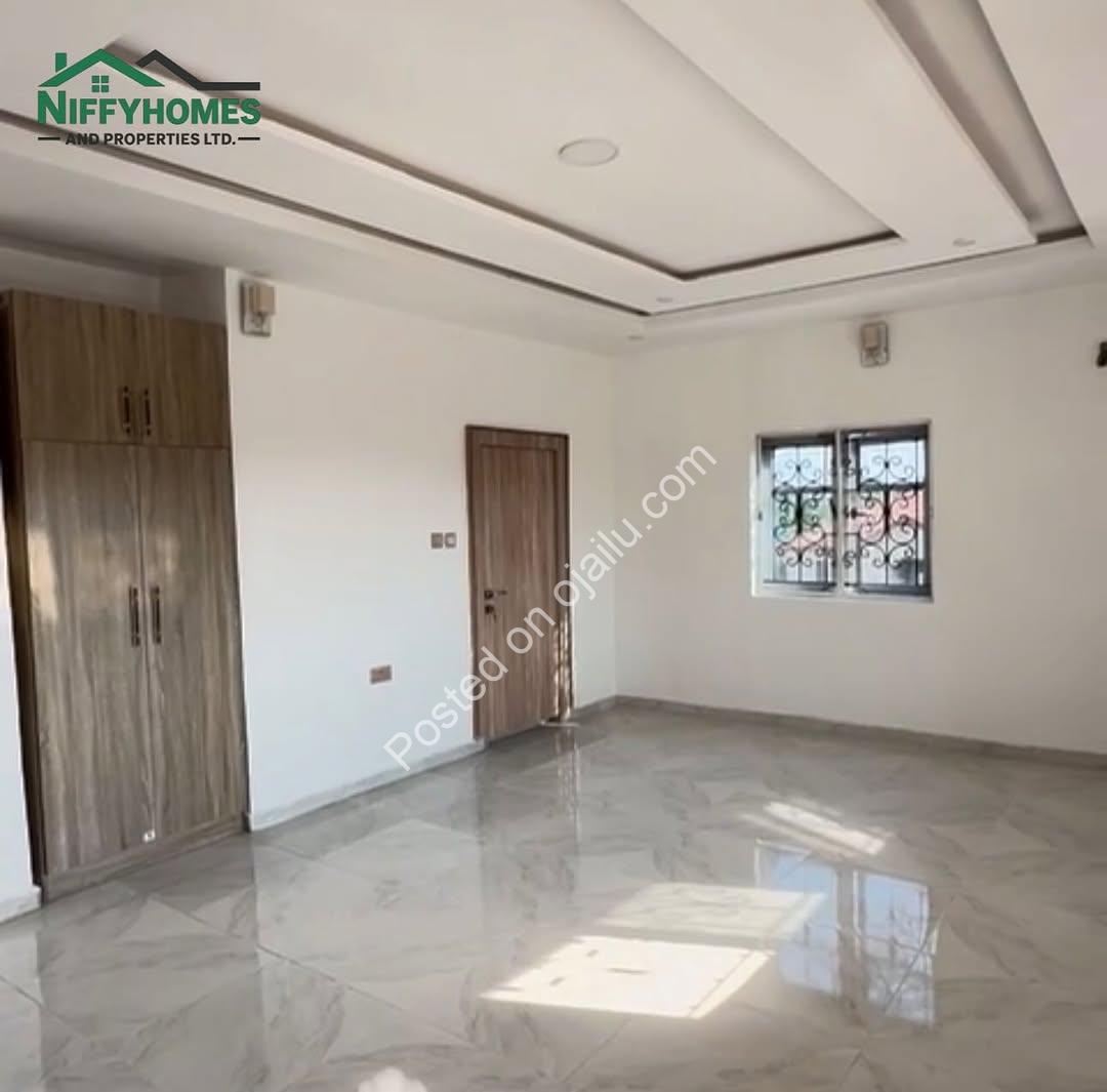 Exquisite 4-Bedroom Duplexes with Pool in Ajah