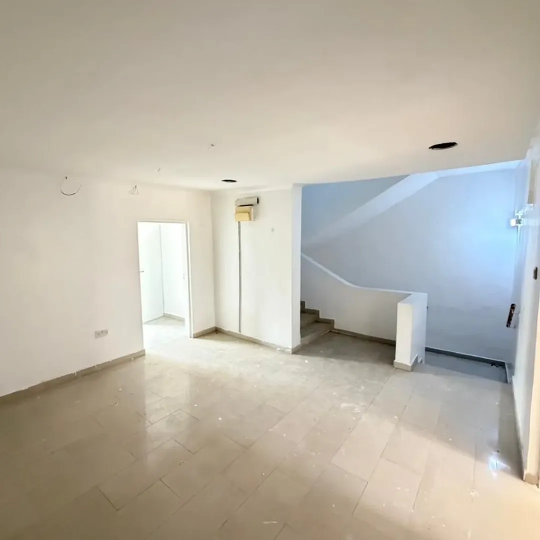 Elegant 4-Bedroom Haven with BQ in Lekki Phase 1