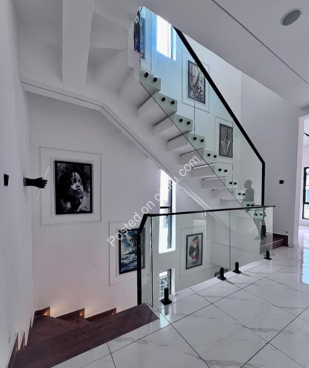 Chevron’s Finest: 5-Bedroom Haven with BQ