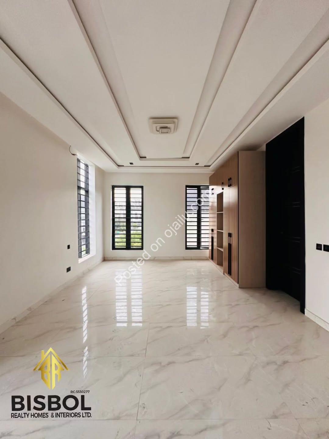 Move-In Ready 5BR Dream Home in Lekki