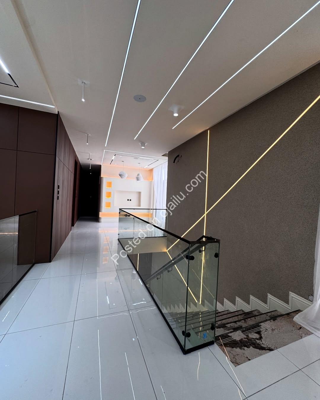 Orchid Lekki: 5-Bed Duplex with Pool & Luxury Finishes