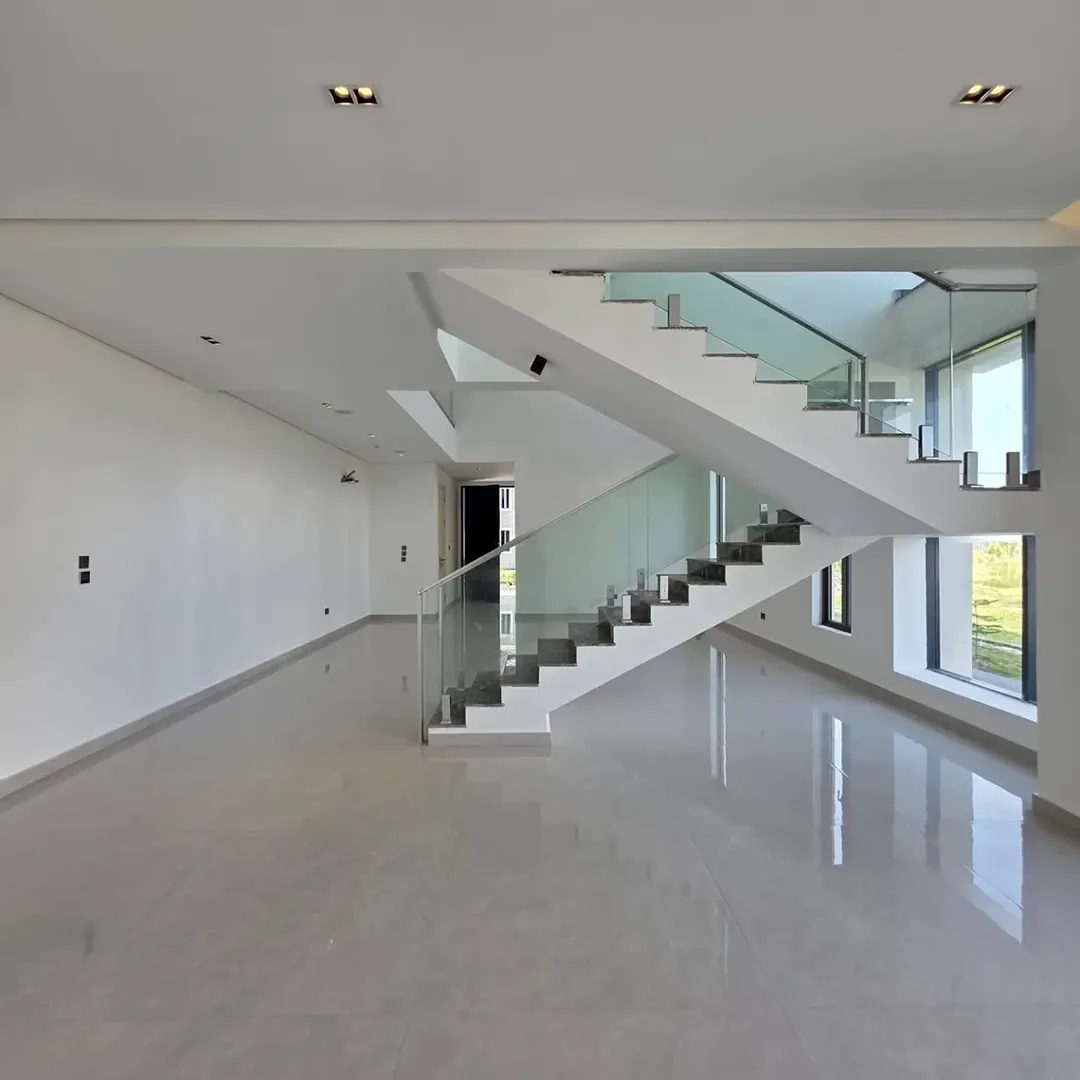 Exquisite 4-Bed Duplex with Cinema & Pool in Lekki