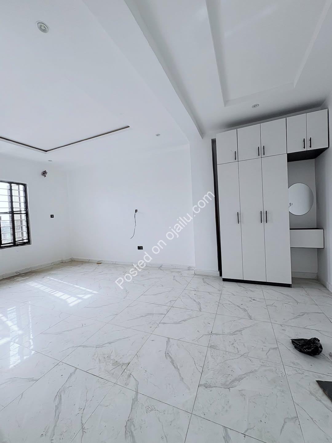 Luxury 2-Bedroom Haven in Secure Igbo Efon Estate