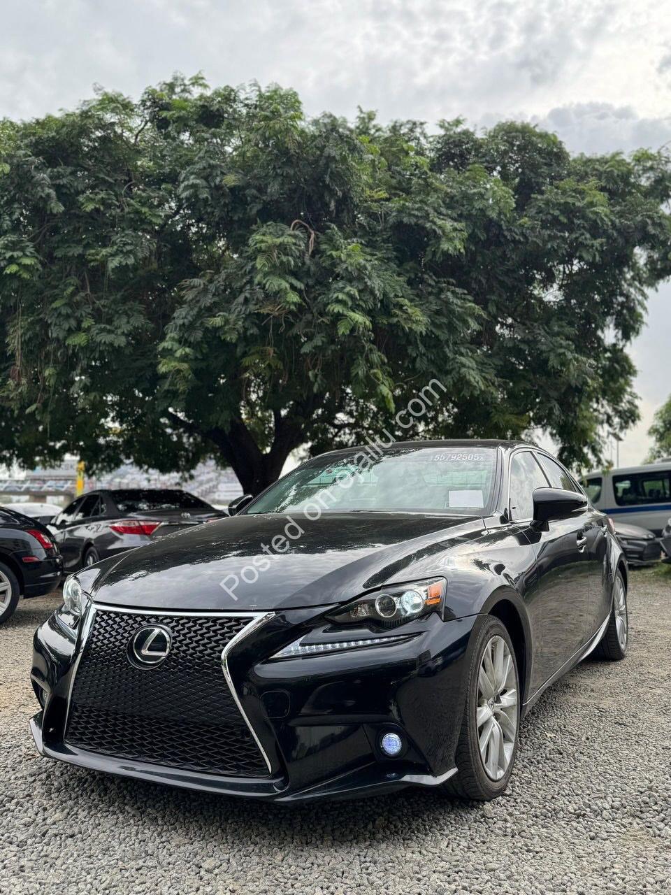 2015 Lexus IS250 AWD: Unmatched Luxury, 21M Naira