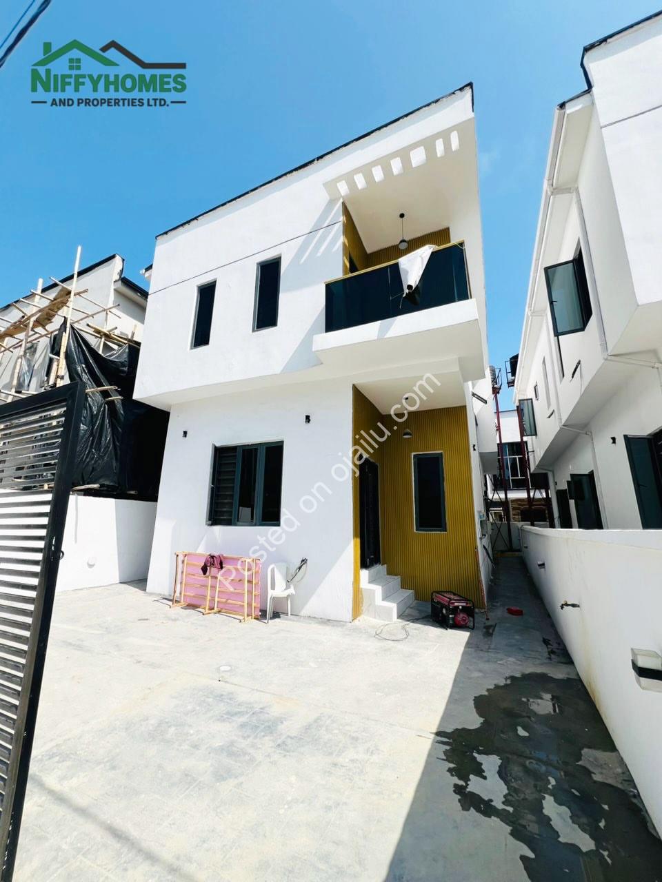 Exquisite 4-Bedroom Duplex with BQ in Prime Ikota
