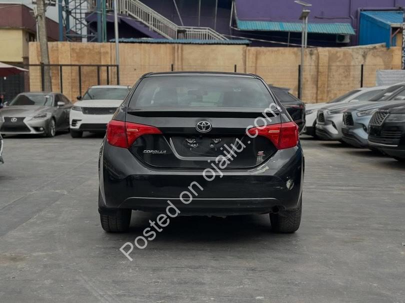2016 Toyota Corolla: Drive Home for Just ₦6.25M!