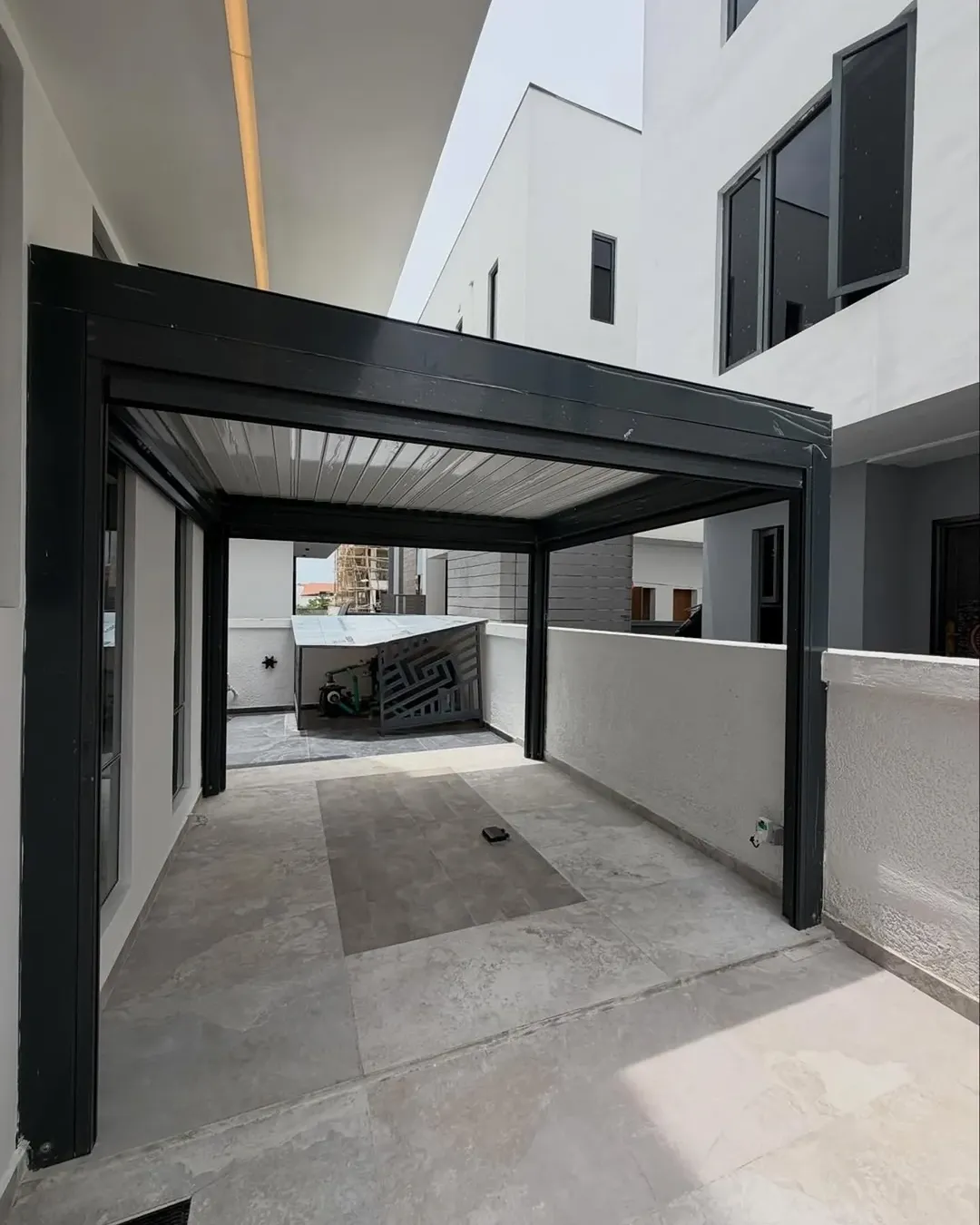 Smart 5-Bed Duplex with Cinema & Pool in Lekki