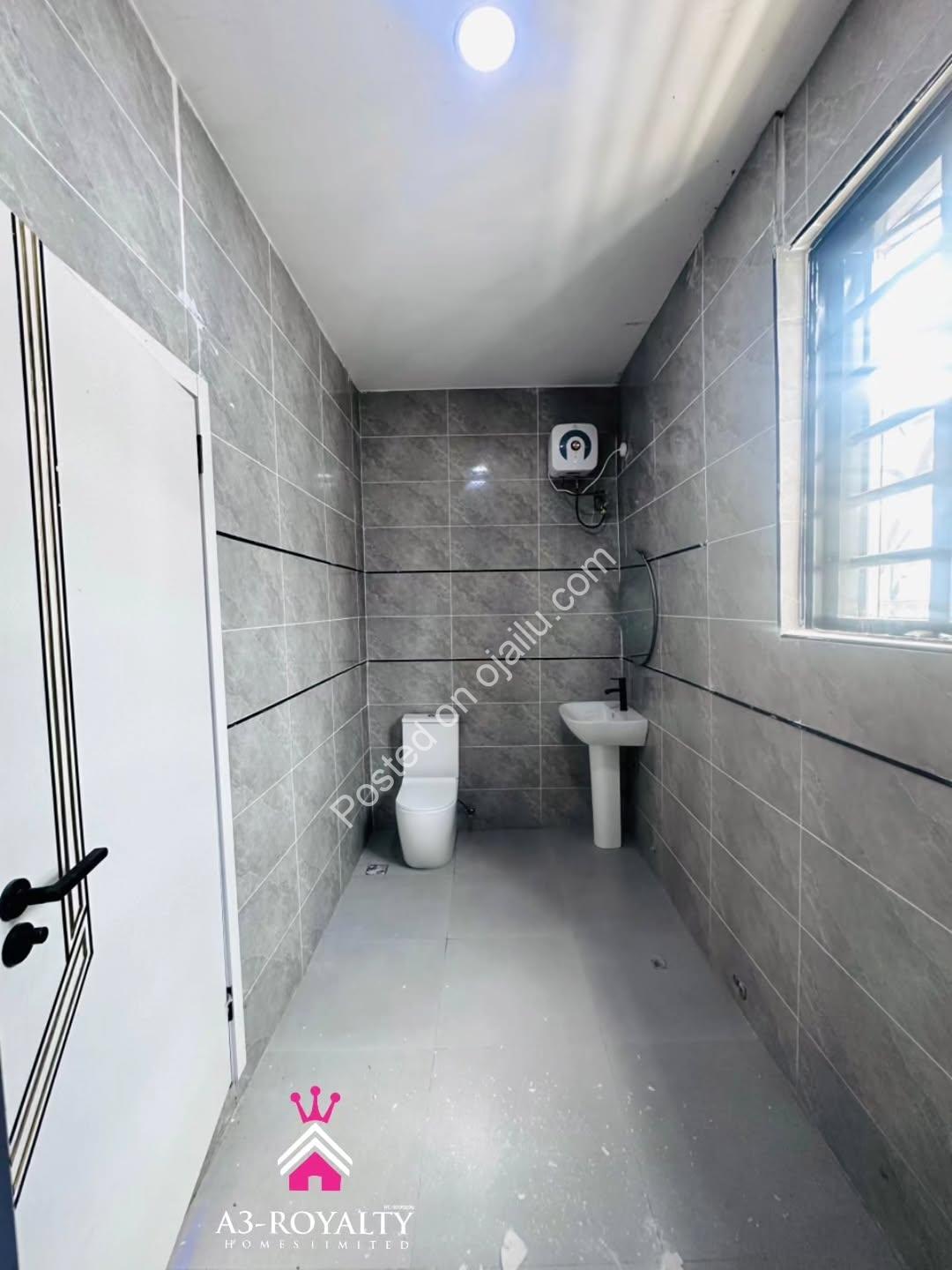 Move-In Ready 4-Bed Duplex in Gated Lekki Estate