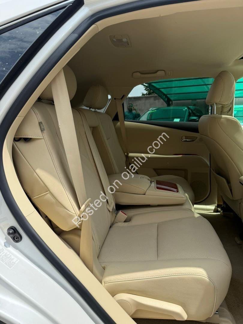 Drive Premium for Less: 2011 Lexus RX350, Full Options, ₦22M