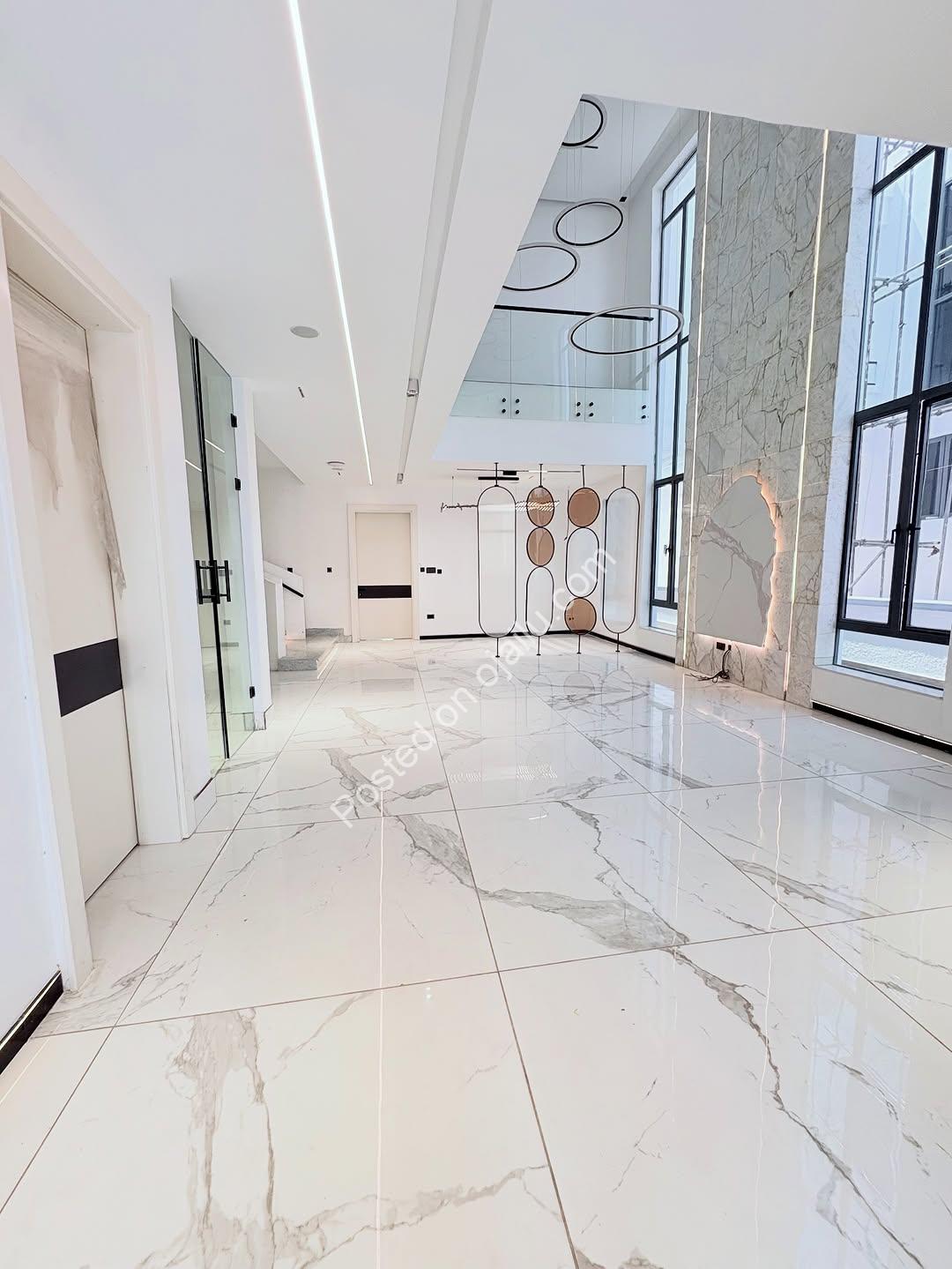 Lekki’s Ultimate 6-Bedroom Estate Masterpiece