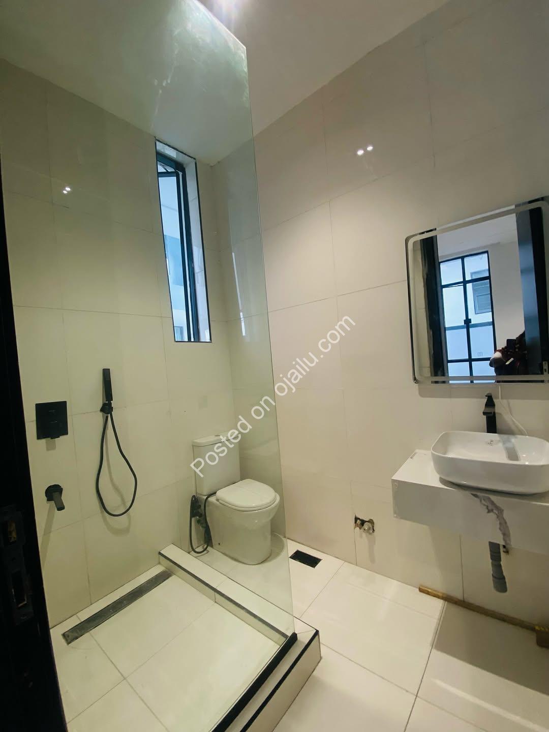 Elegant 5-Bedroom Haven in Prestigious Chevron