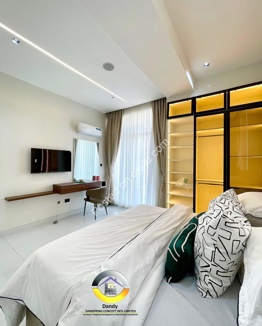 Lekki’s Finest: 2-Bedroom Haven with Pool & Gym
