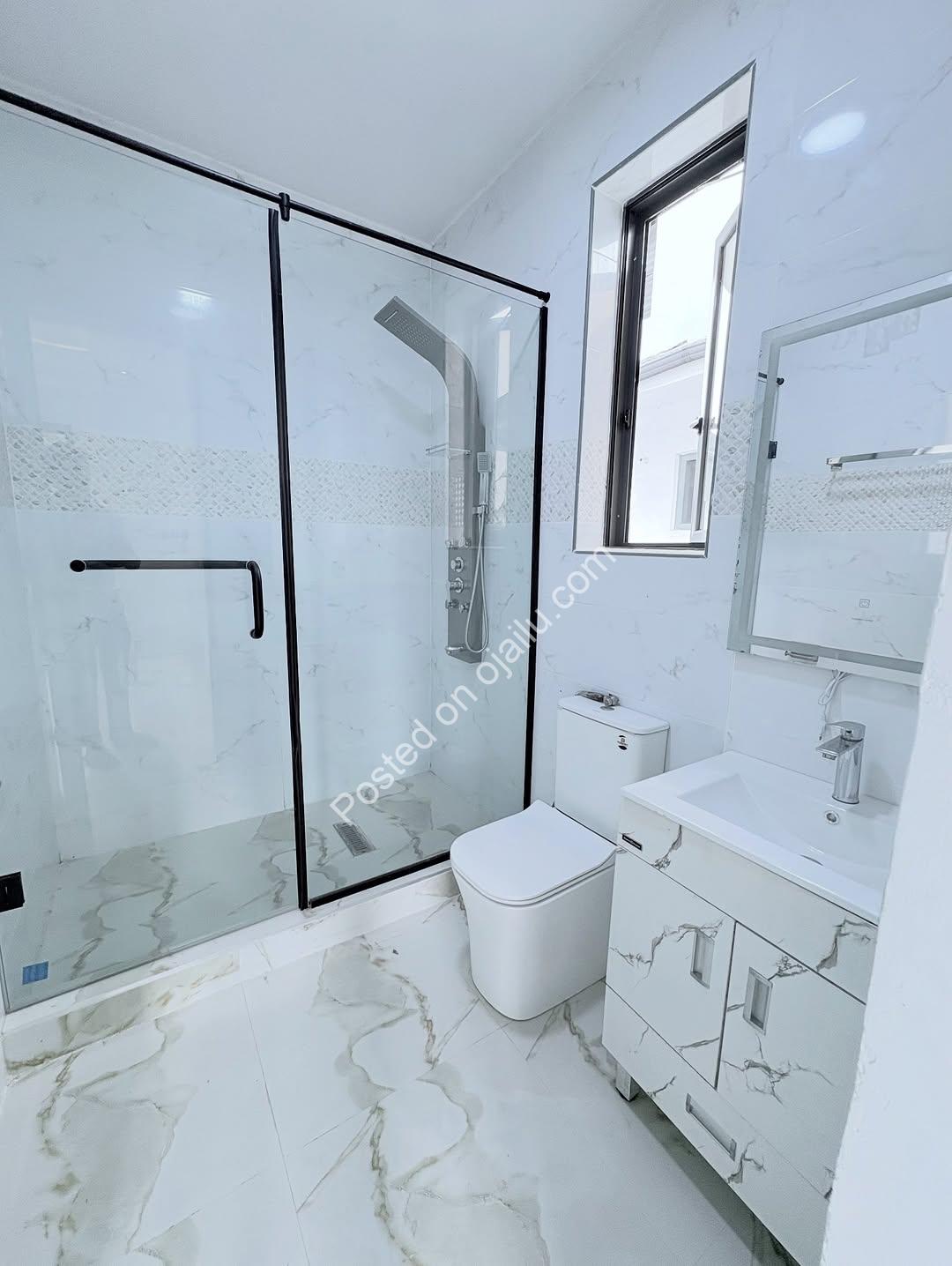 Ultimate 6-Bedroom Estate with Cinema & Pool in Ajah