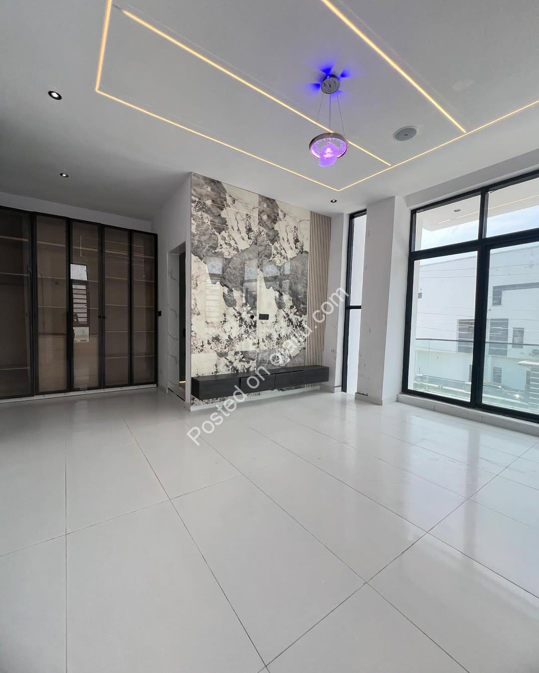 Lekki’s Finest: 4-Bedroom Duplex with BQ in Secure Estate