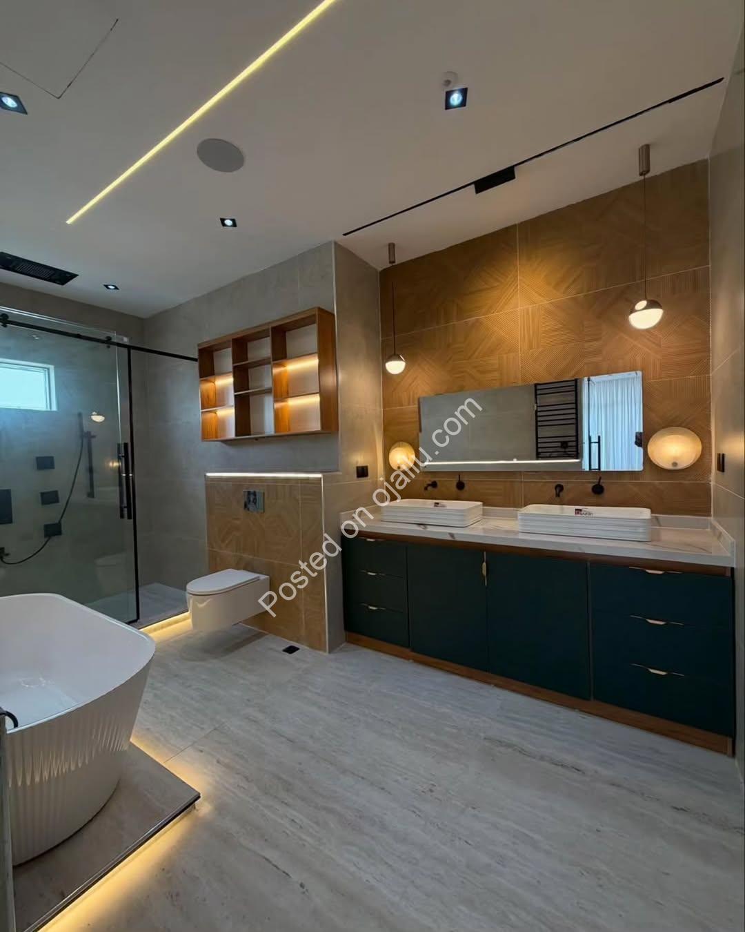 5-Bed Smart Duplex: Cinema, Pool & Elevator