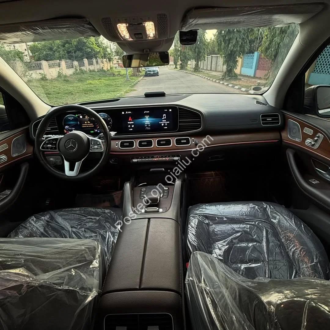 Duty-Paid 2021 Mercedes GLE450 – ₦90M Luxury Power