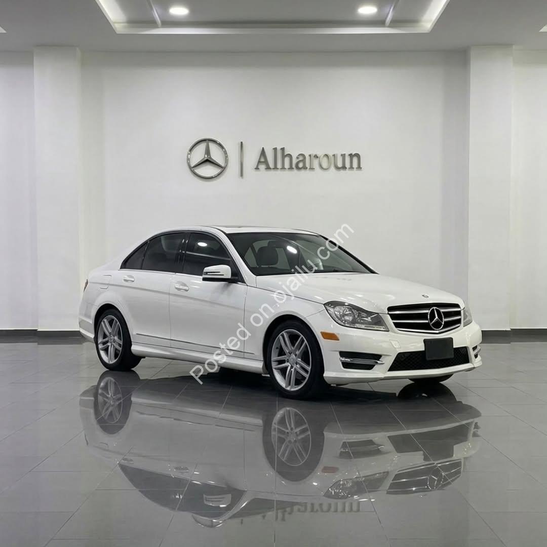 Executive Legend: 2013 C300 W204 – Buy & Drive Ready