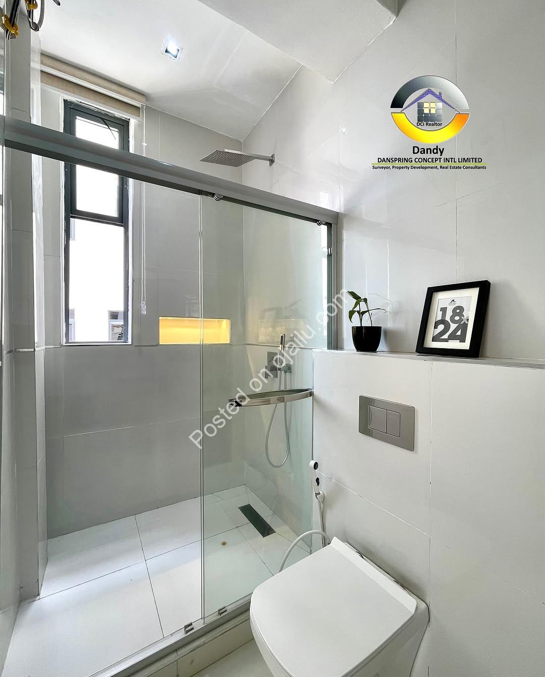 Lekki’s Finest: 2-Bedroom Haven with Pool & Gym