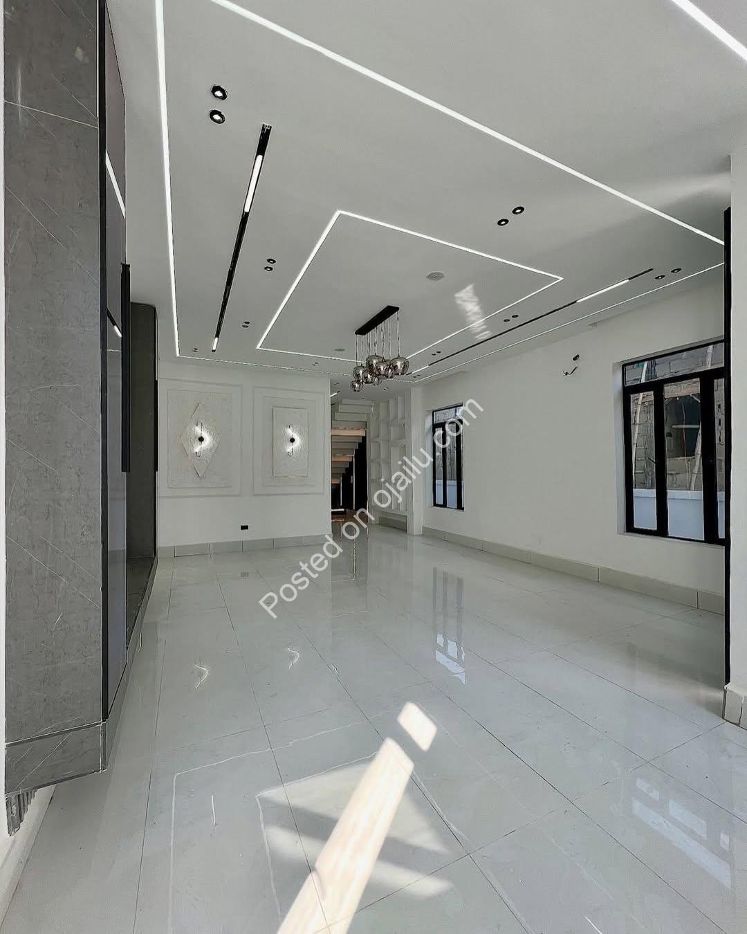 Own Your Dream: 5BR Haven with Pool & BQ