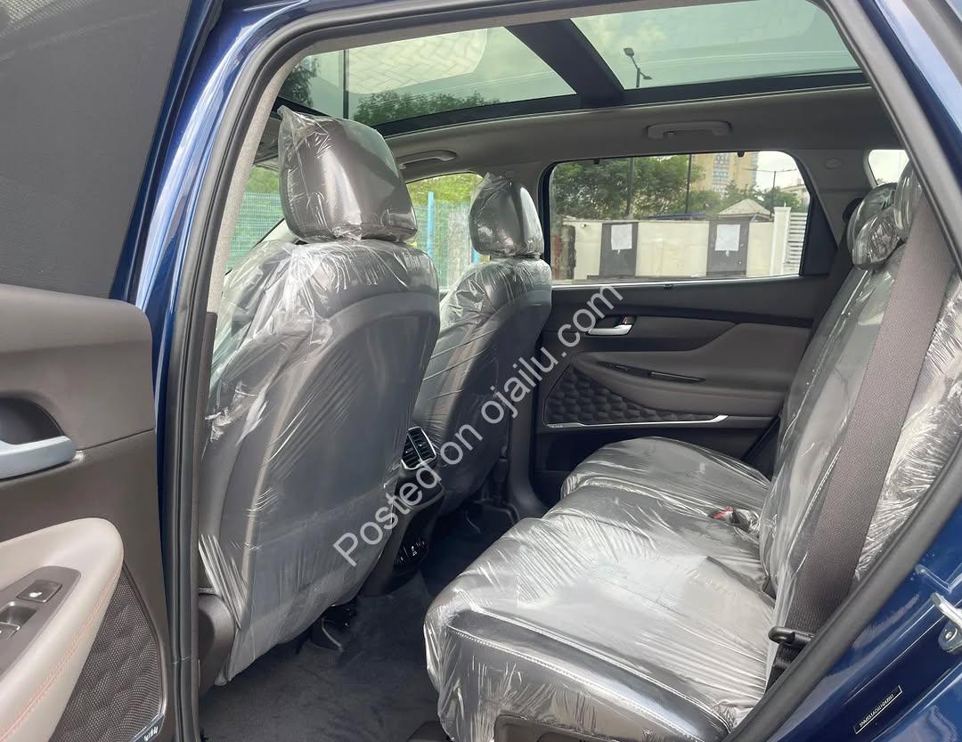 Luxury Lexus ES350: Full Option & Duty Paid