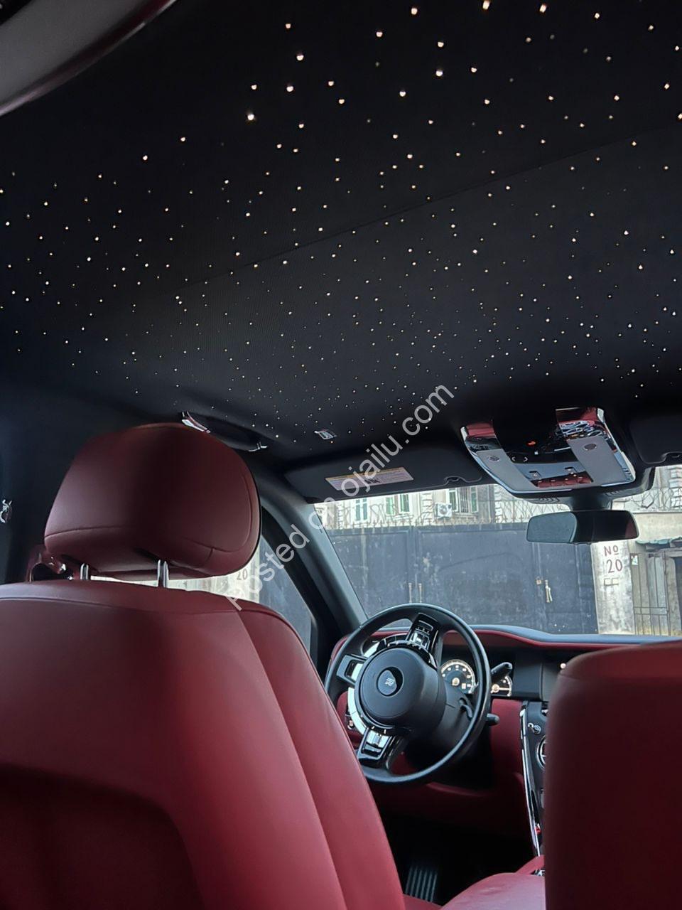 Unleash Power: 2022 Rolls-Royce Black Badge