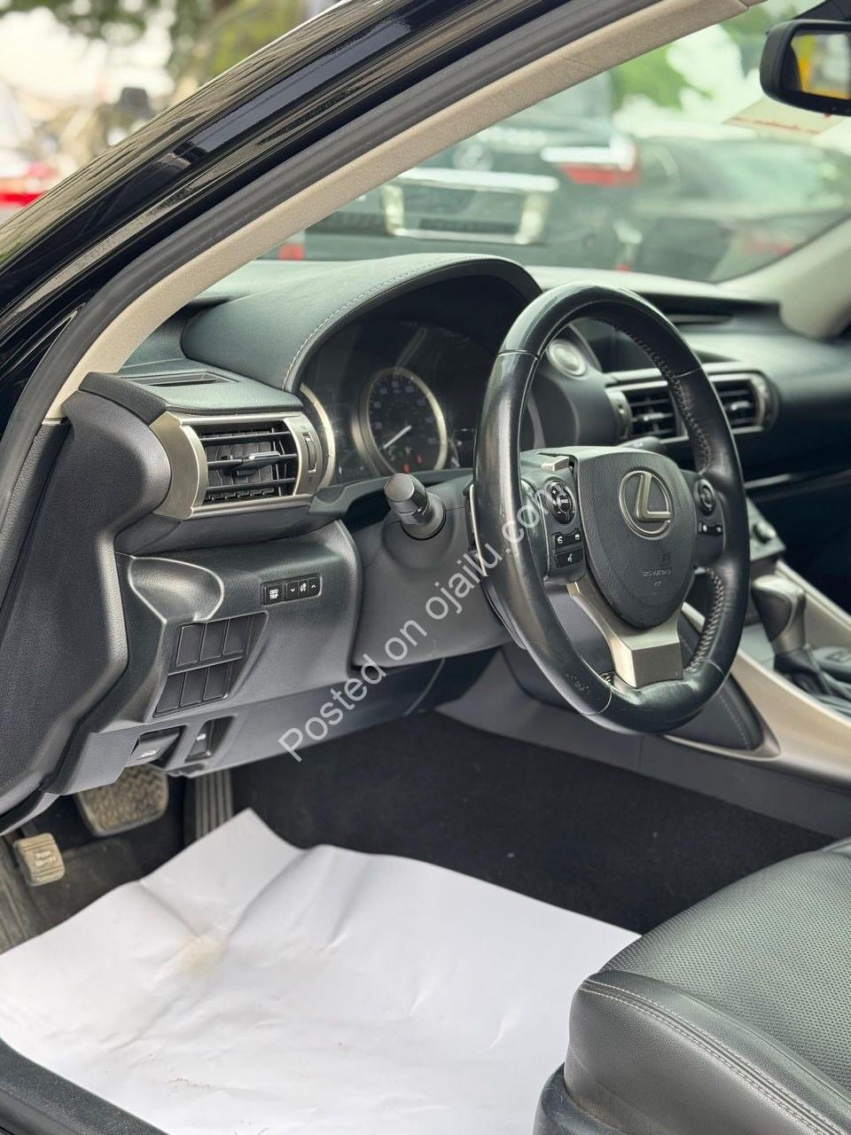 2015 Lexus IS250 AWD: Unmatched Luxury, 21M Naira