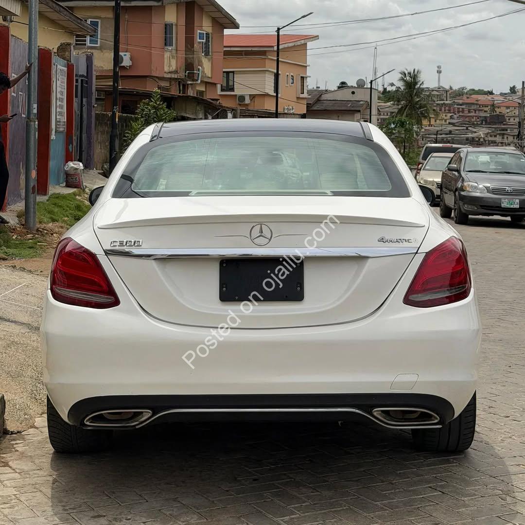 Drive Luxury Home: 2016 C300, Full Options, Pano Roof!
