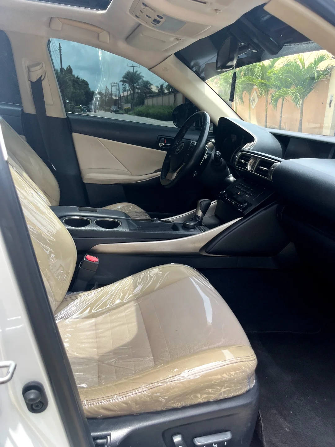 2014 Lexus IS250: Luxury Redefined, 21m