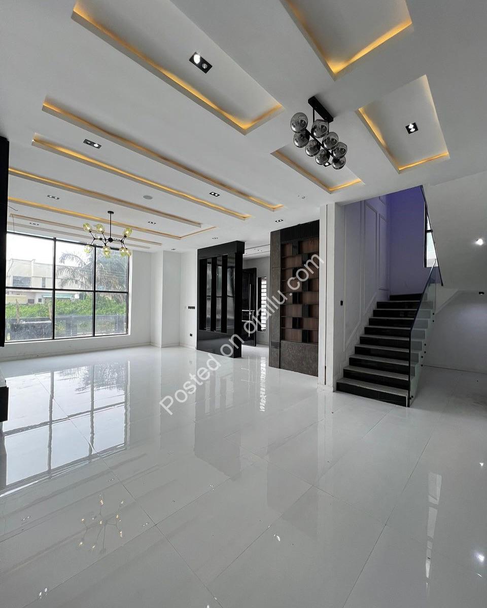 Opulent 5-Bed Duplex in Ikota | Pool, Jacuzzi & Full Security