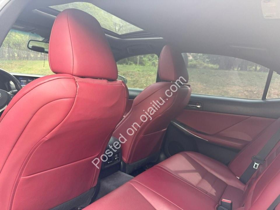 2017 Lexus LX570: Pristine & Unregistered, Only 63M