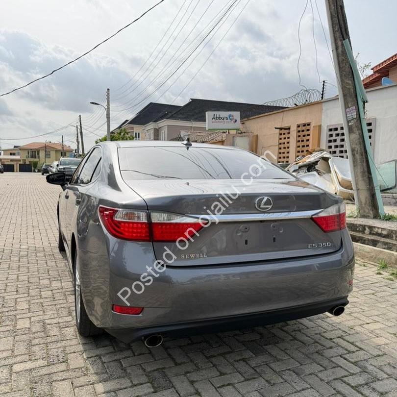 2013 Lexus ES350, Facelifted to 2016 | 15.5M Net