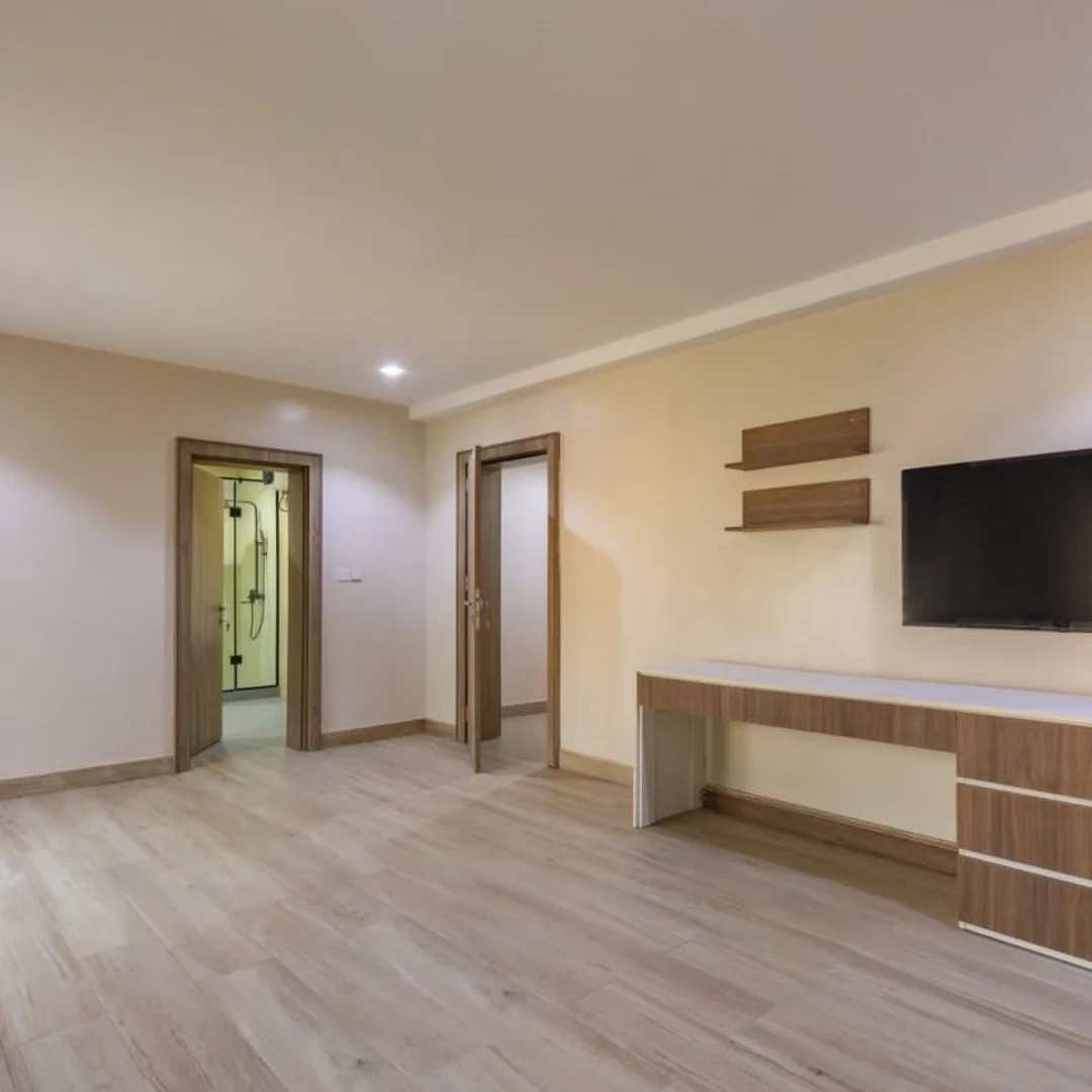 Serene Asokoro Oasis: 3BR Duplex with Pool