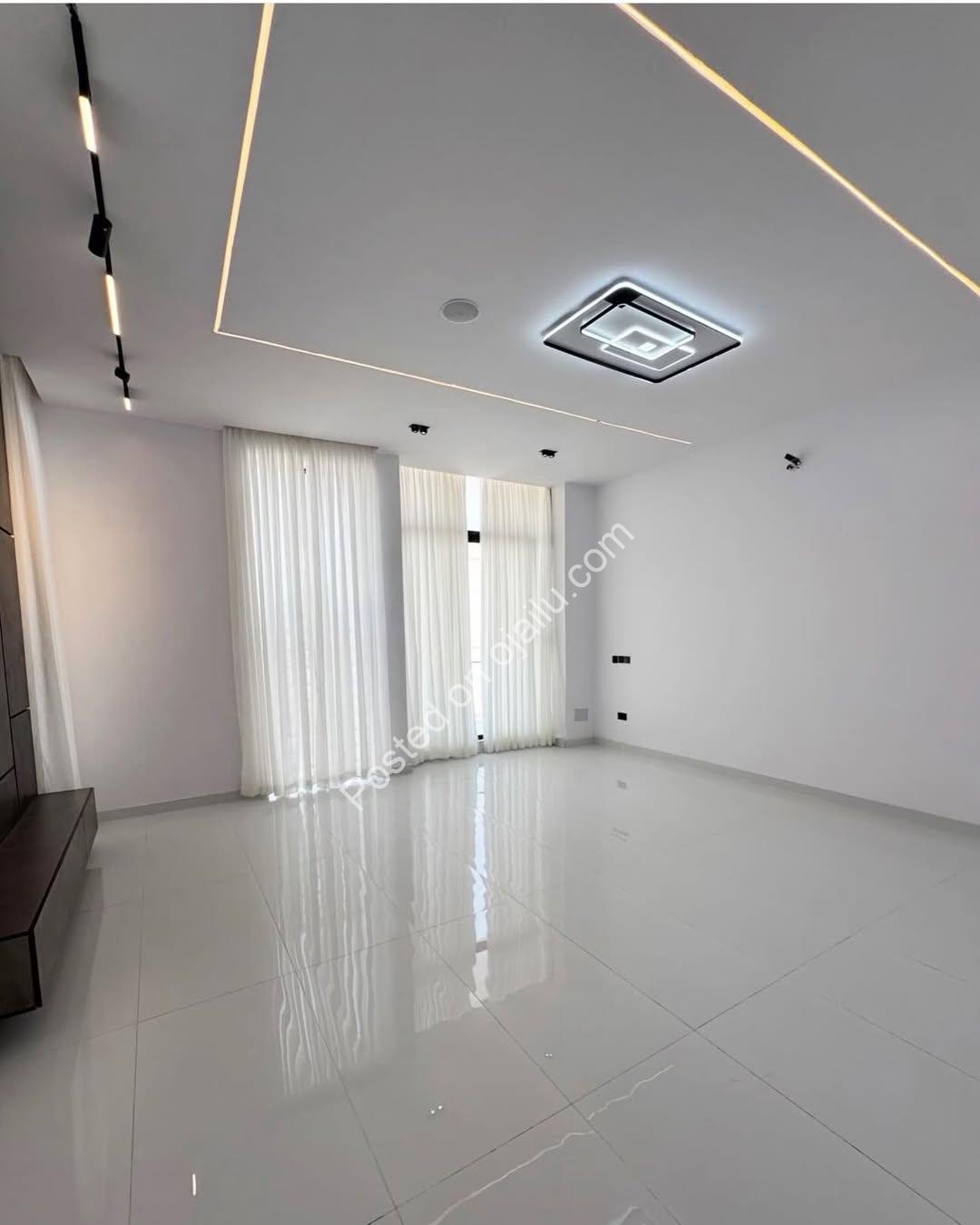 Exquisite 5-Bedroom Duplex with Pool in Ikota
