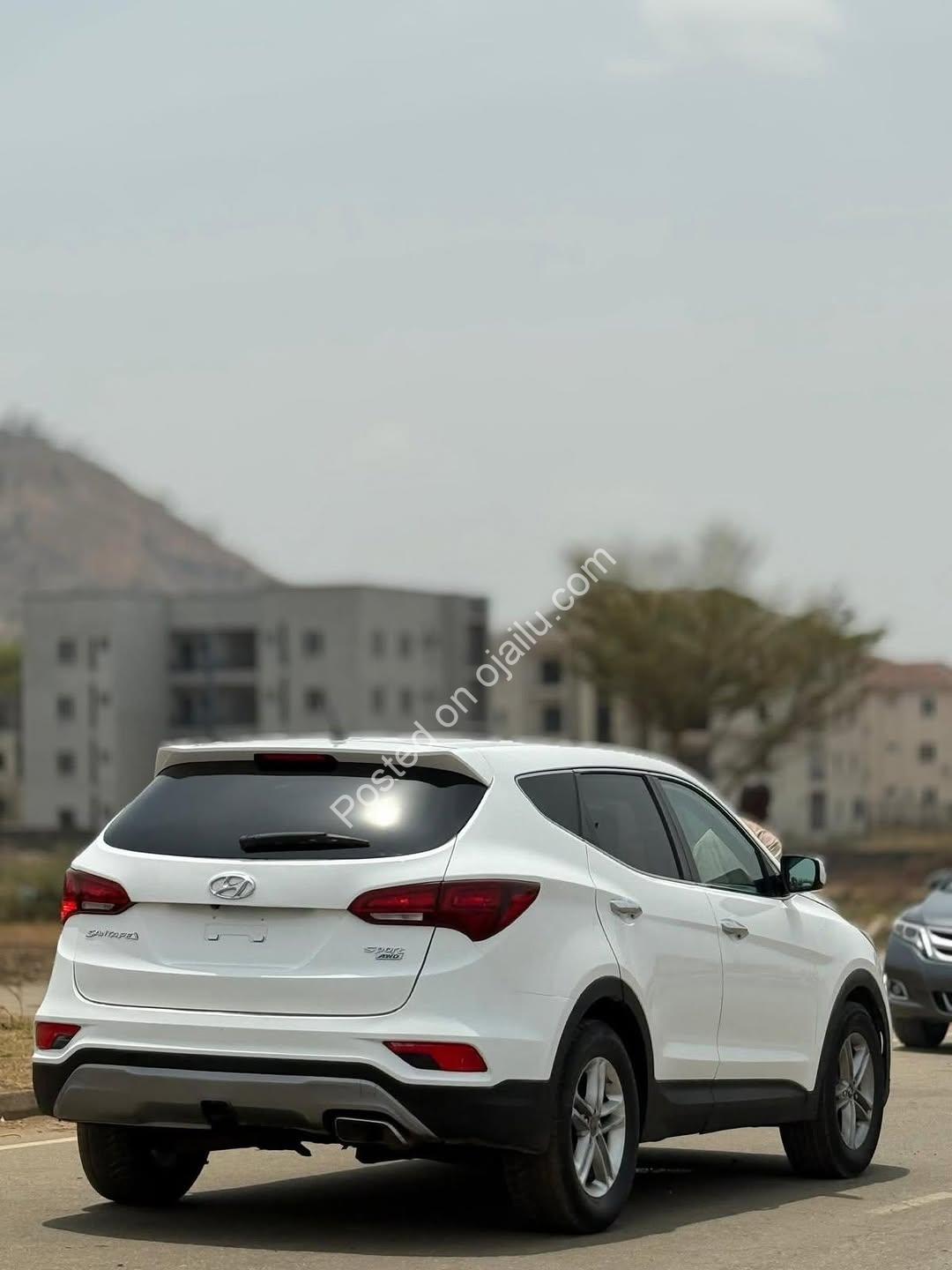 2018 Hyundai Santa Fe: Pristine Import, ₦21M
