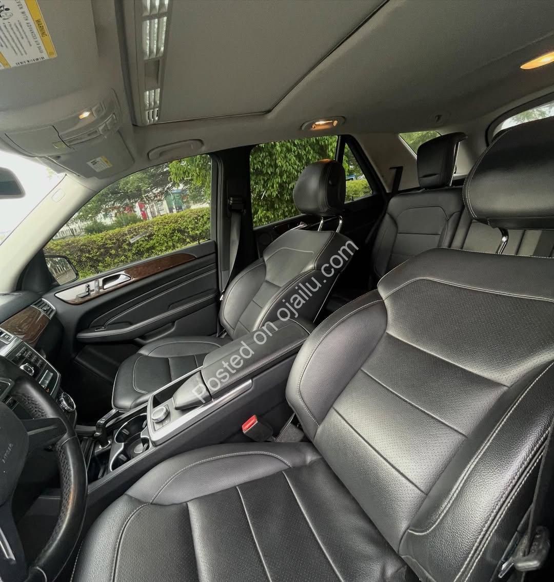 Luxury SUV at 22M: 2013 ML350 4Matic