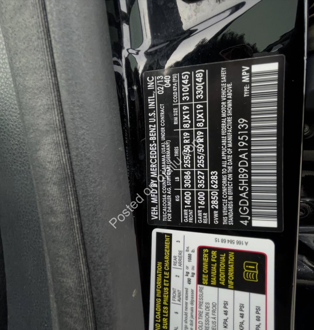 Luxury SUV at 22M: 2013 ML350 4Matic