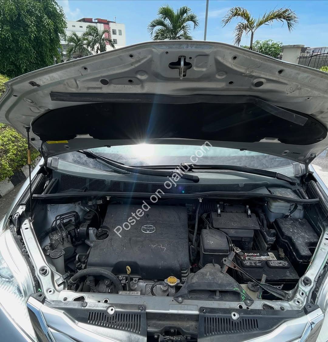 2015 Toyota Sienna AWD: Unbeatable Luxury, Just Imported!