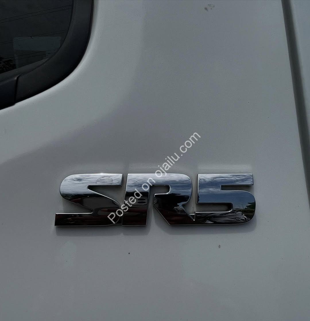 2018 Imported Toyota Tacoma SR5 – Unleash Adventure Now
