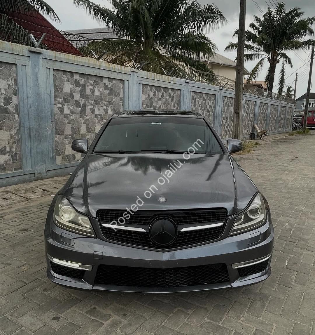 2009 AMG-Styled C350 – Panoramic Roof, 8M Naira
