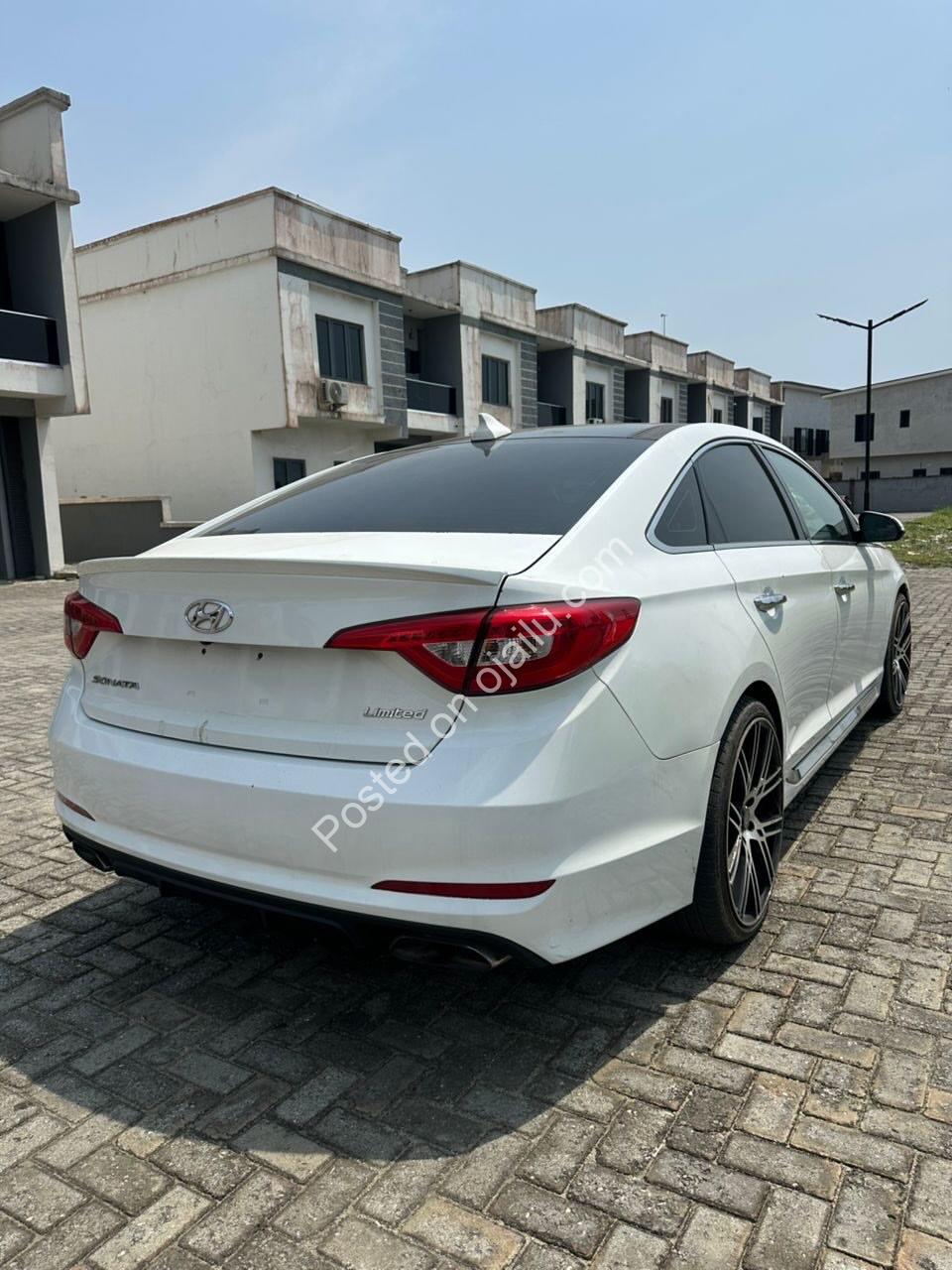2016 Sonata: Panoramic Sunroof + High Tech Bliss